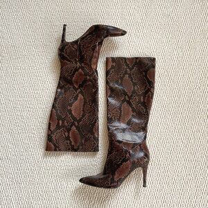 Steve Madden Kinga Brown Boot Heels